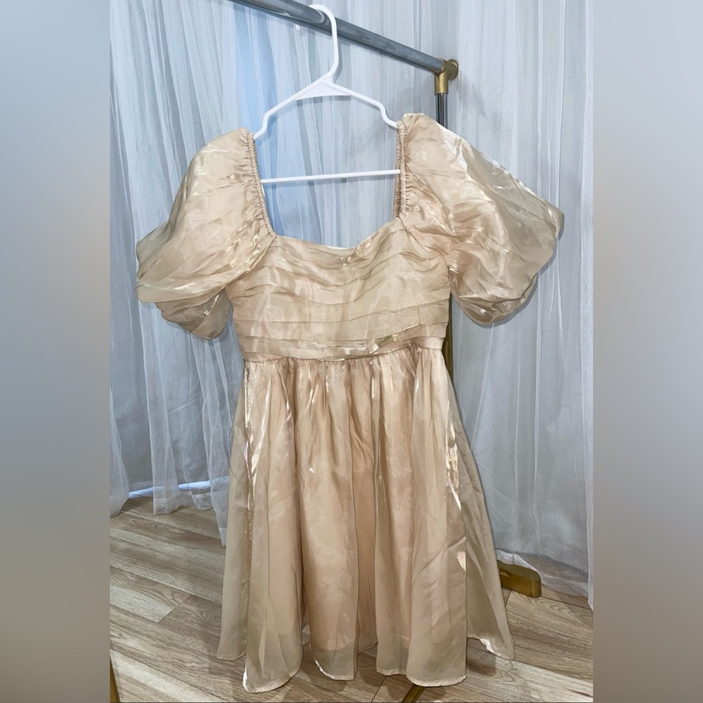 Entro Dress - Medium - NWT - Champagne color